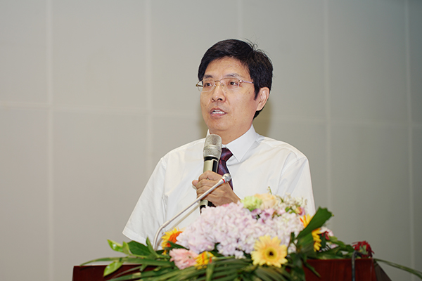 http://www.cs-ch.com/__local/2/27/32/EF2E3C4BE3D605018BE25F82FCD_3CAF0E8F_1E97F.jpg