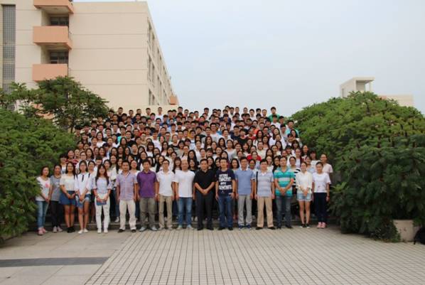 http://www.cs-ch.com/__local/D/16/33/9DE386FD98DCCB18DF43EE4E5CB_47A68488_4A7A0.jpg