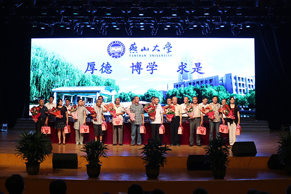 http://www.cs-ch.com/__local/3/6A/E4/1ABD392CC1FFA4D42783BF32EEF_6811D115_46C13.jpg